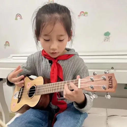 少儿民谣吉他体验课试听课
