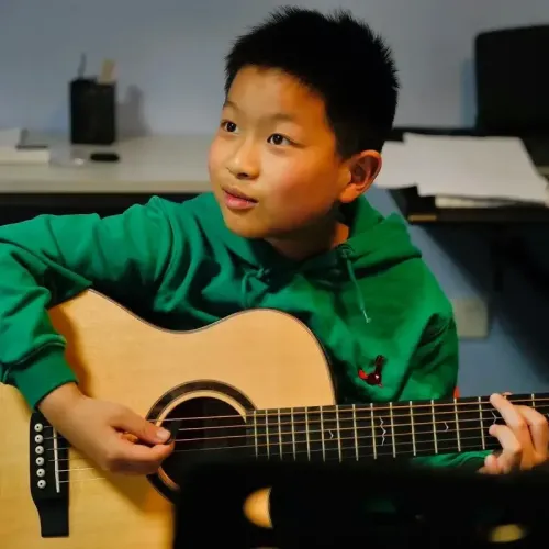 少儿民谣吉他体验课试听课